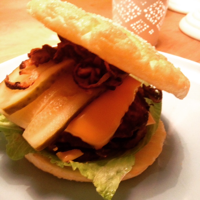 Fit Food Friday: LowCarb Burger Buns!